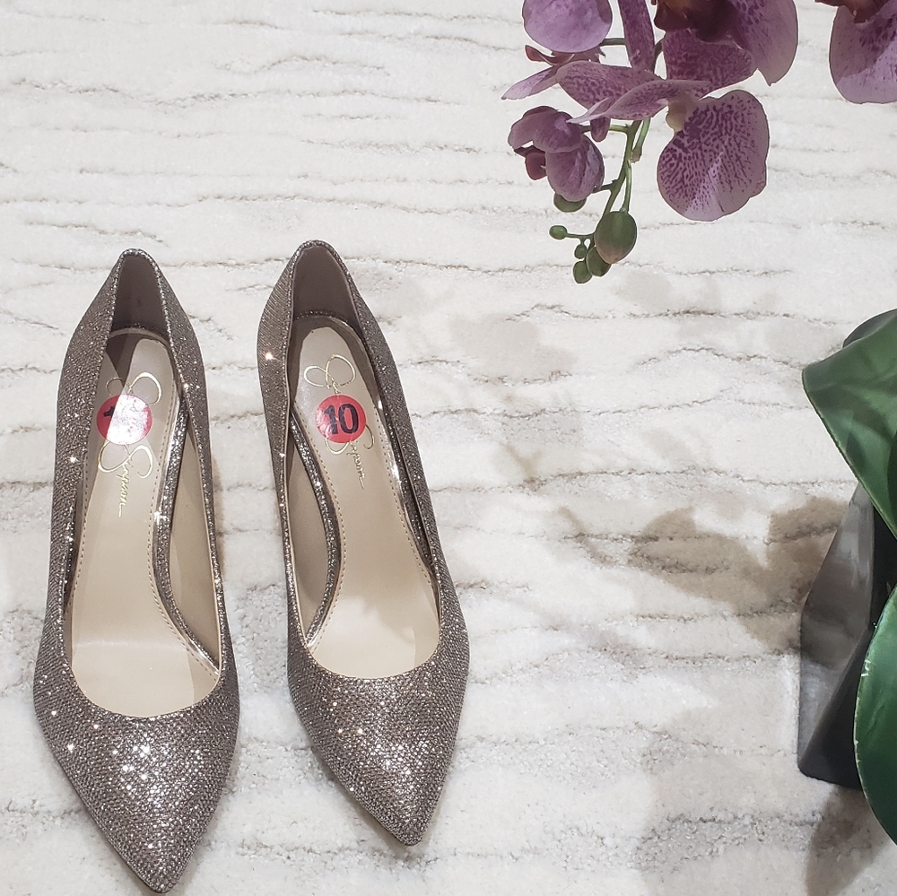 Metallic Gold Jessica Simpson Pumps